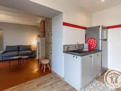 Cuisine ou kitchenette dans l'établissement Gîte paisible au cœur des vignobles avec jardin et parking privatif - FR-1-622-3