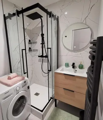 Salle de bains dans l'établissement Nid urbain - L'Etoile du Sud - Hyper centre