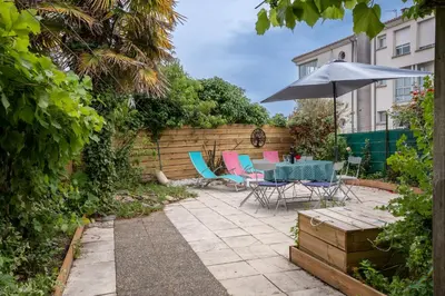 Jardin de l'établissement maison tartifume