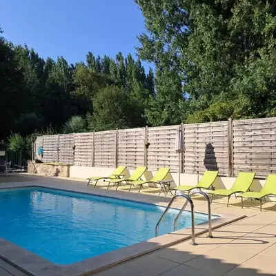 LA LAUJÈRE IVIE - Gîte & Piscine privative