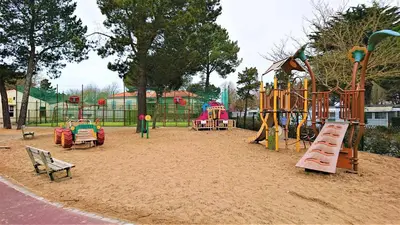 Aire de jeux pour enfants de l'établissement 2 Bed - Sleeps 4 - Free Parking - 5 mins to Beach