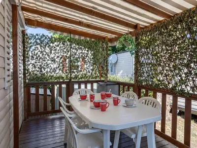 Balcon ou terrasse dans l'établissement 2 Bed - Sleeps 4 - On-Site Activities - Near Beach