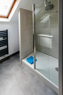 Salle de bains dans l'établissement Villa de la plage
