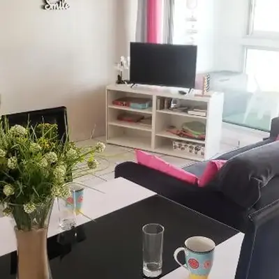 Appartement spacieux et lumineux Secteur Petit Marché à 5 min a pied de la plage