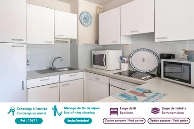 Cuisine ou kitchenette dans l'établissement Rez-de-terrasse face mer pour 4 personnes