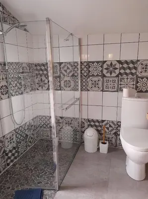 Salle de bains dans l'établissement La grange de l'épine
