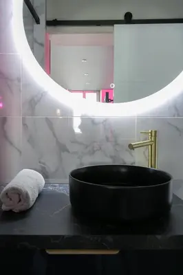 Salle de bains dans l'établissement Superbe appartement avec Balnéothérapie/spa/ Champagne
