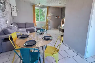 Coin salon dans l'établissement Gites de la Bonaudrie