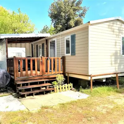 Mobile Home - Sleeps 4 - Parking - Family Pools