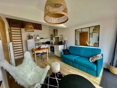 Coin salon dans l'établissement NOIRMOUTIER - Petite maison 500m plage Sableaux