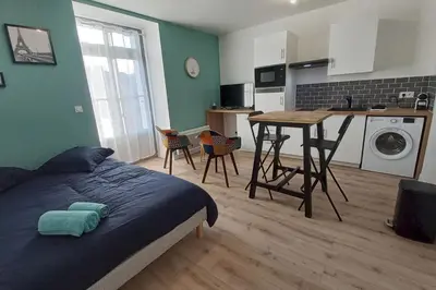 Cuisine ou kitchenette dans l'établissement Segré centre ? studio ? 24m² ? cuisne ? wifi ? TOUT NEUF!