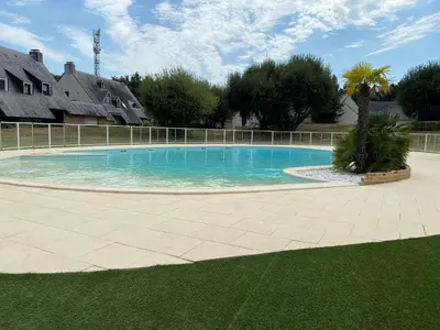 Piscine de l'établissement Maison avec piscine ou située à proximité