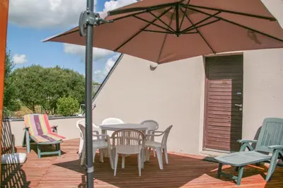 Terrasse ou espace extérieur de l'établissement Maison avec piscine