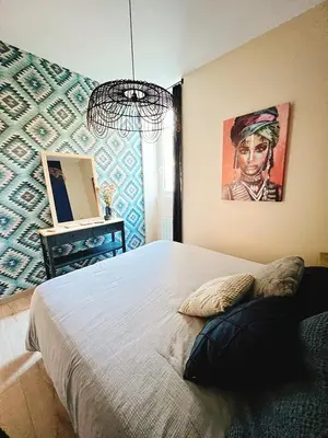 Un ou plusieurs lits dans un hébergement de l'établissement Le Belleville, proche hypercentre au calme, wifi