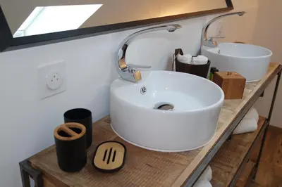 Salle de bains dans l'établissement Logement de La Sittelle
