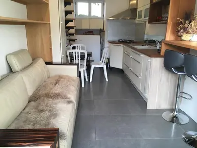 Cuisine ou kitchenette dans l'établissement Erdre Rivière Climatisé