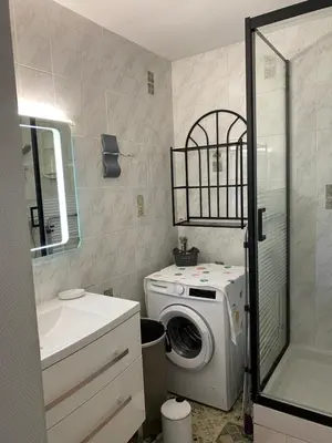 Salle de bains dans l'établissement Appartement vue mer