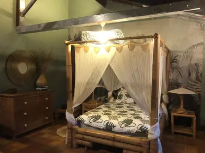 Un ou plusieurs lits dans un hébergement de l'établissement Maison à 10 min du puy du fou et parc de Maulévrier