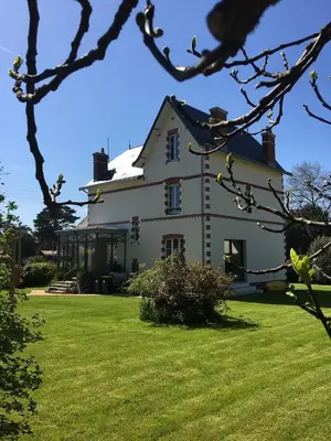 Jardin de l'établissement villa santa lucia