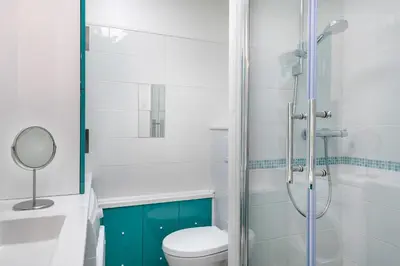 Salle de bains dans l'établissement Face Mer appartement pour 4 personnes