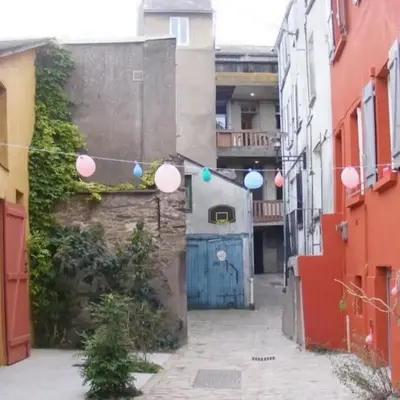 NID DU MASSE AVEC PARKING