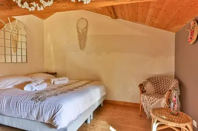 Plan de l'établissement Nature et partage - Jacuzzi - Wifi