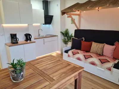 Cuisine ou kitchenette dans l'établissement Saint jean de monts Studio plein de charme