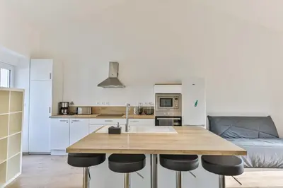 Cuisine ou kitchenette dans l'établissement Côté Plage - Vue mer - Terrasse