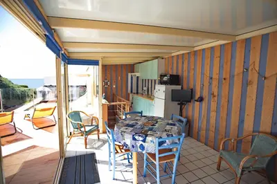 Balcon ou terrasse dans l'établissement VUE MER PREFAILLES, PLAGE à 50m