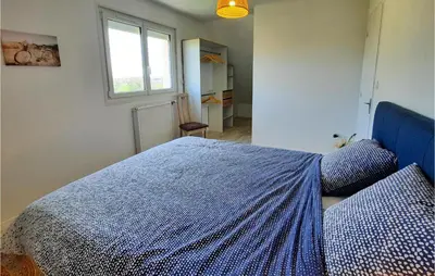 Un ou plusieurs lits dans un hébergement de l'établissement Amazing Home In Allaire With Wifi