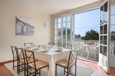 Balcon ou terrasse dans l'établissement Villa à Pornic à 100m de la Plage