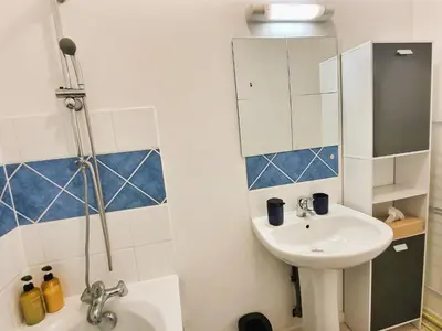 Salle de bains dans l'établissement Le 3plex - Coeur de Vertou - Original