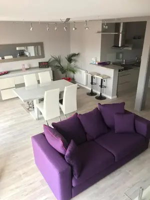 Cuisine ou kitchenette dans l'établissement Appartement ST JEAN Centre Ville Wifi Balcon Parking