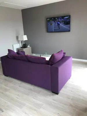 Télévision ou salle de divertissement dans l'établissement Appartement ST JEAN Centre Ville Wifi Balcon Parking