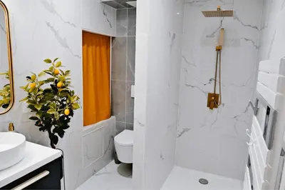 Salle de bains dans l'établissement Le Somptueux - A 200m du Passage Pommeraye