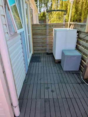 Balcon ou terrasse dans l'établissement Mobil home chez l habitants