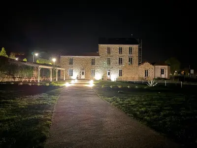 Jardin de l'établissement Gîte moulin de Chaussac proche du Puy duFou