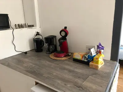 Cuisine ou kitchenette dans l'établissement L'étape de la Tour