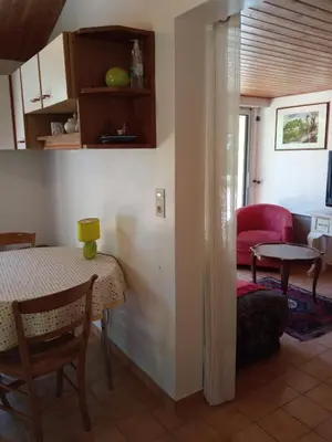 Cuisine ou kitchenette dans l'établissement Gîte 2 personnes, proche mer