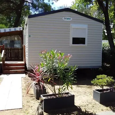 Mobil home 3 chambres à St brėvin les pins 44