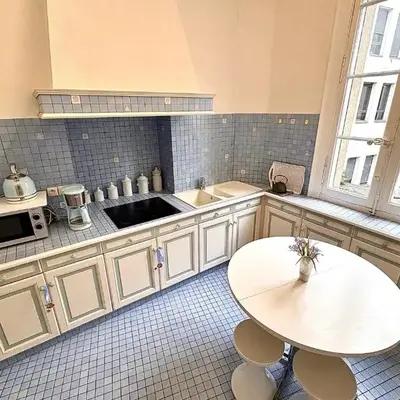 Nice Apt With Balcony In The Heart Of Nantes!