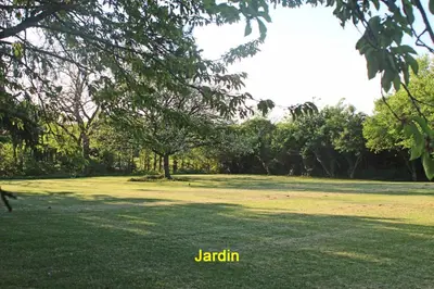 Jardin de l'établissement Chez Martine et Bernard -Etablissement définitivement fermé -