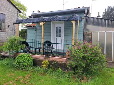 Jardin de l'établissement Chez Martine et Bernard -Etablissement définitivement fermé -