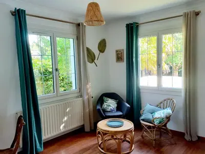 Coin salon dans l'établissement Le clos Beauséjour