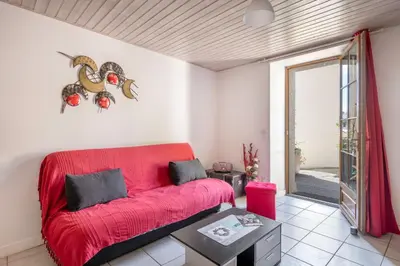 Coin salon dans l'établissement Maison en plein cœur du centre historique de Pornic