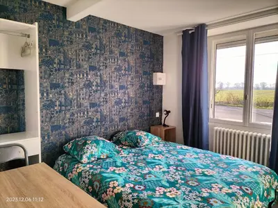Un ou plusieurs lits dans un hébergement de l'établissement 2 SDB - 2 Chambres - 1 lit d'appoint enfants