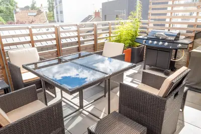 Plan de l'établissement Maison avec terrasse plein sud à 7 min de la gare