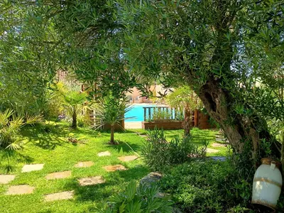 Jardin de l'établissement gite les figuiers proche puy du fou
