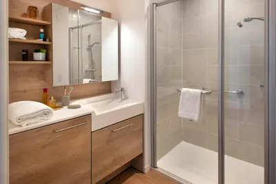 Salle de bains dans l'établissement DOMITYS Les Botanistes