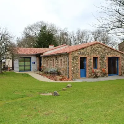 Maison de charme à Mouzillon - Jardin et terrasse accueillante